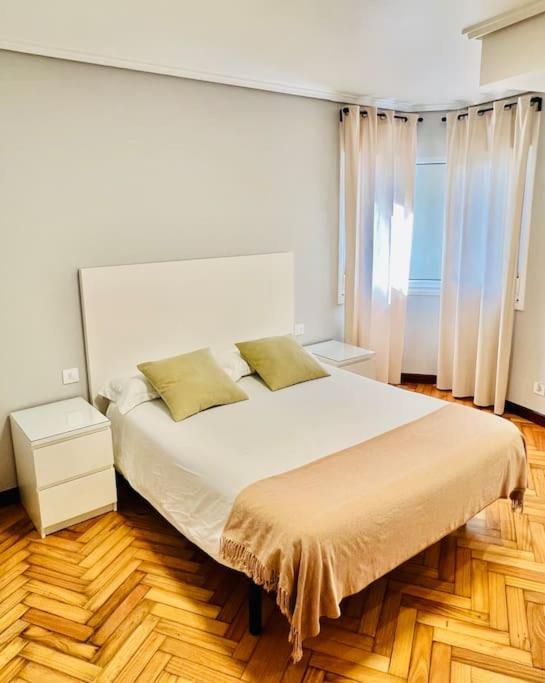 Apartamento En El Centro De Vigo 2 Habitaciones Zewnętrze zdjęcie